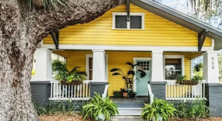 Lovely and cosy craftsman's bungalows