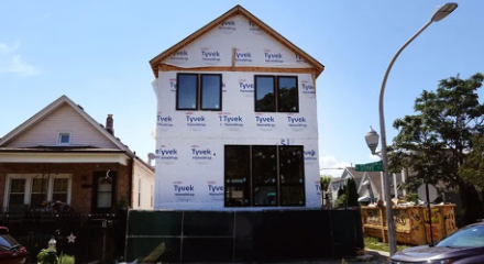 Fears grow that financing for homebuilders and homebuyers is drying up